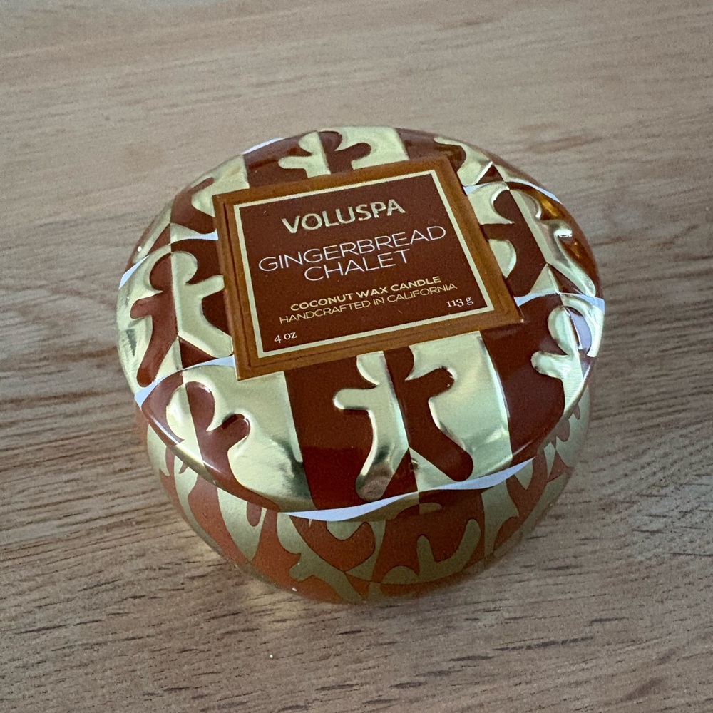 Voluspa Gingerbread Chalet Candle